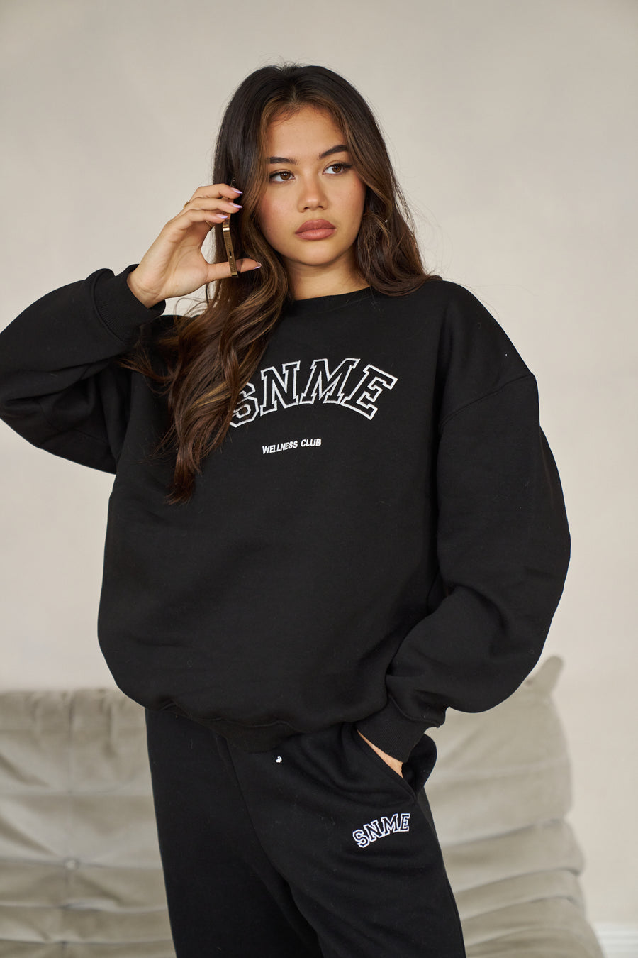 SWEATSHIRTS & HOODIES