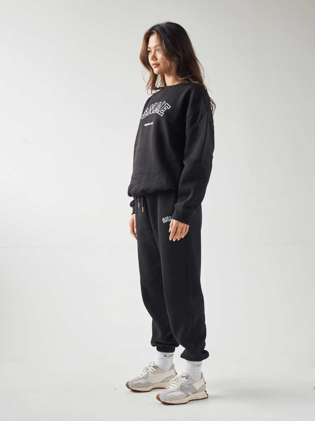 Sian Marie lounge Oversized SNME Retro Sweatshirt - Black